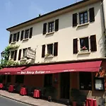 Rustique Hotel